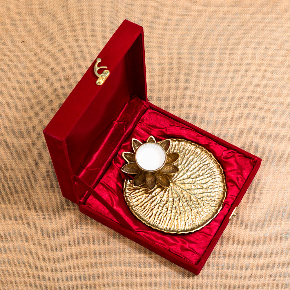 Lotus metal pooja thali with tealight holder
