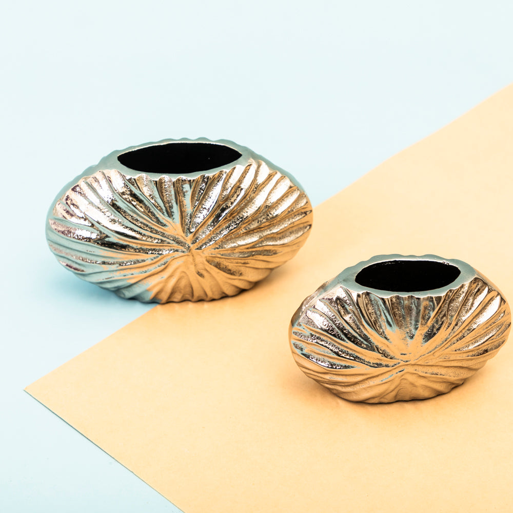 Shell silver vase set