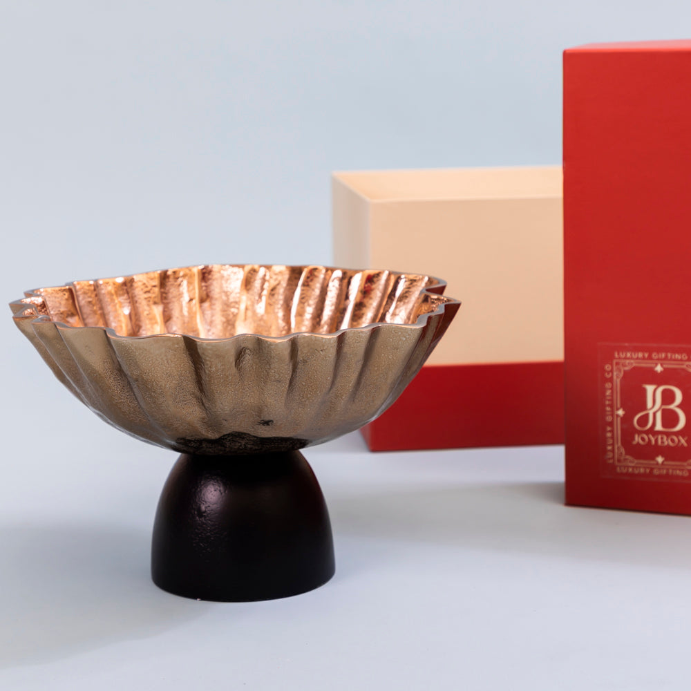 Bloom gold bowl